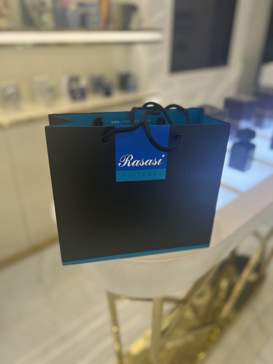 allstore_1's tweet photo. هوس for him من الرصاصي رهيب جدا منعش رايق برأيي بديل ممتاز جدا عطر باكو رابان انفكتوس خصوصا مع دخول الصيف لا يفوتكم خذيت معهfor her ولا يقل جمالا عن الأزرق خشبي على رمان وأزهار👌بخصم جدا جميل العطرين بسعر ٣٣٣ يصلح للإستعمال الشخصي والإهداءات وعندهم روائع عطرية👌#رابطة_عشاق_العطور https://t.co/tu1VpGaVGR