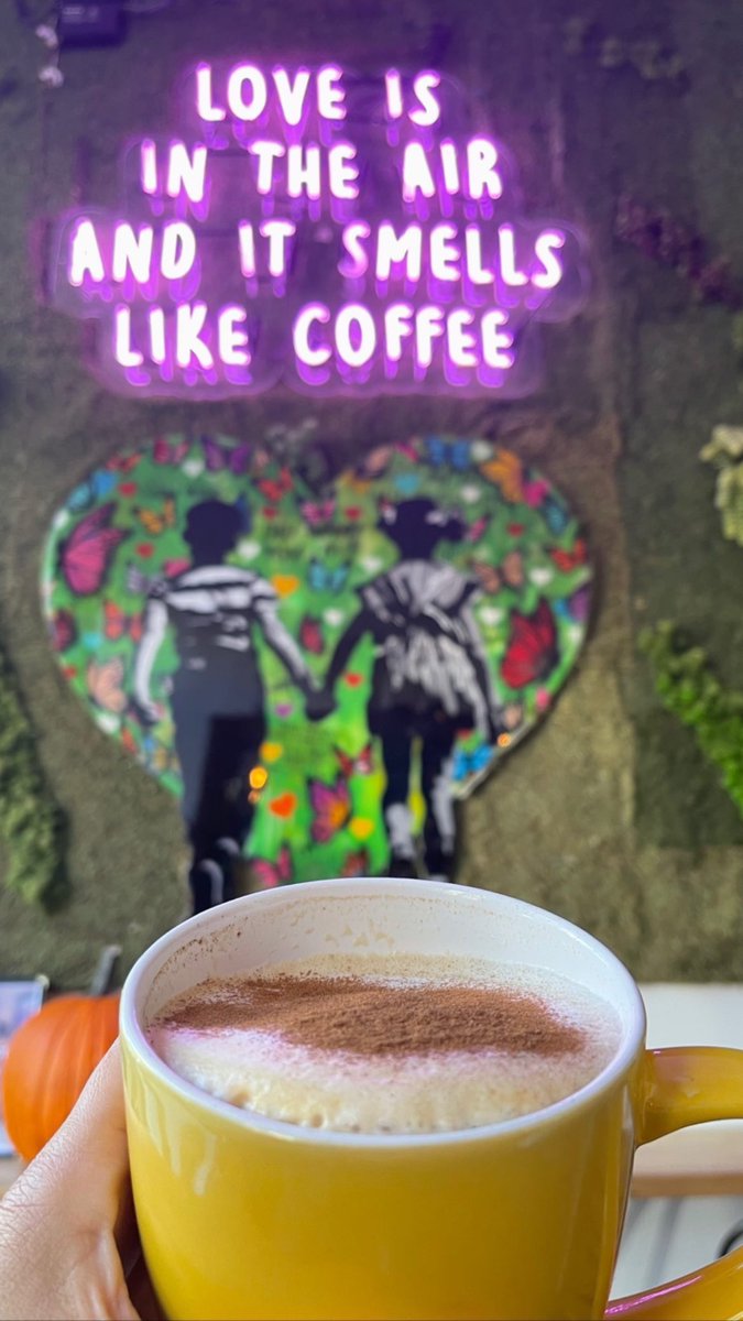 Coffee and friends, the perfect blend.

#caffevalencia #nyc #coffeeshop #cityofdreams #cafevibes #sundayfunday #cafeconleche #nyccoffeeshops #delicious #espresso #goodmorning #love #bk #brunch #art #coffeeart #coffeepeople #coffeestory #secret #mindset #sundaybrunch
