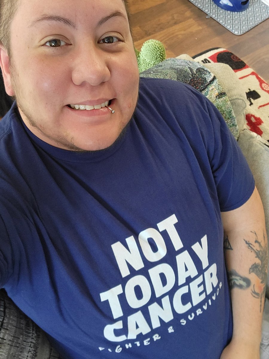 WayHaughtElf's tweet photo. 1 year 6 months cancer free today and celebrating by watching @KyanaTeresa & @katbarrell 's #GoodWitch live signing! #GoodEarper #teamjoey https://t.co/VyD6rjPHw4