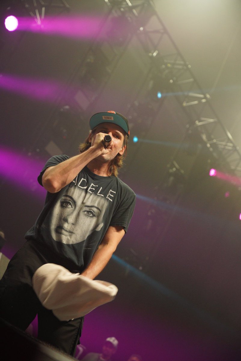 newtomphoto's tweet photo. Les photos de @Orel_san lors du winter arena de Narbonne https://t.co/oBQW2Q9IE3