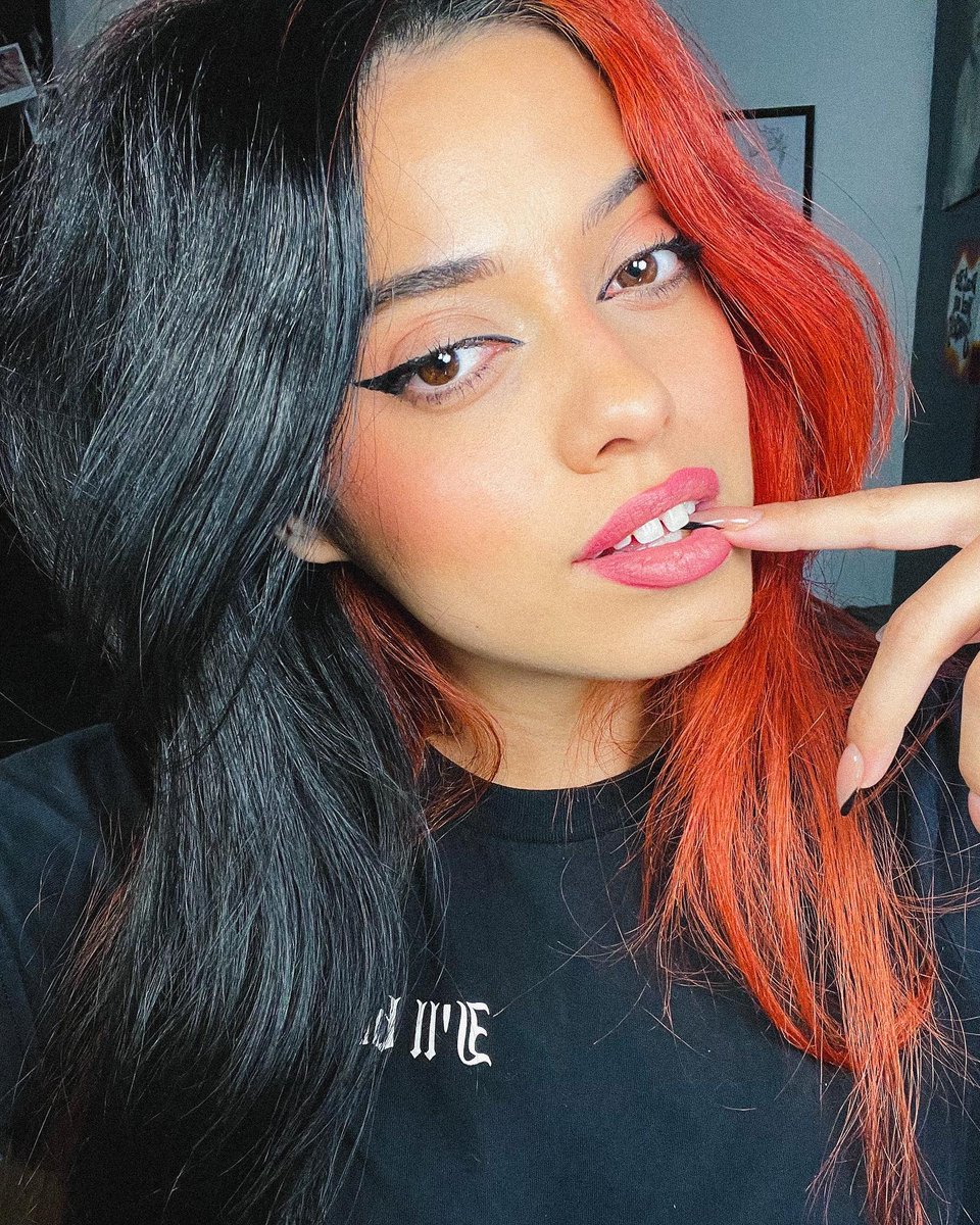 Arctic Fox Hair Color (@arcticfoxcolor) on Twitter photo This split is too 🔥 <a href="/yadeemua/">yadeemua🇲🇽🇺🇸</a> in Sunset Orange mixed with Purple AF ✨ #AFsunsetorange #PurpleAF This split is too 🔥 <a href="/yadeemua/">yadeemua🇲🇽🇺🇸</a> in Sunset Orange mixed with Purple AF ✨ #AFsunsetorange #PurpleAF