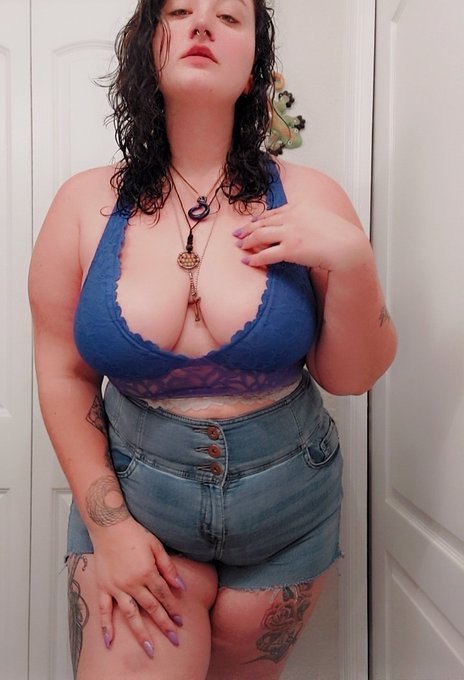 Haven't posted in a good minute  Lots of stuff going on, but I'm still alive and kicking. Doing a promo<a href="/tag/sexy"class="tags"><span>#sexy</span></a><a href="/tag/snapchat"class="tags"><span>#snapchat</span></a><a href="/tag/tattoos"class="tags"><span>#tattoos</span></a><a href="/tag/myfreecams"class="tags"><span>#myfreecams</span></a><a href="/tag/pornhub"class="tags"><span>#pornhub</span></a>