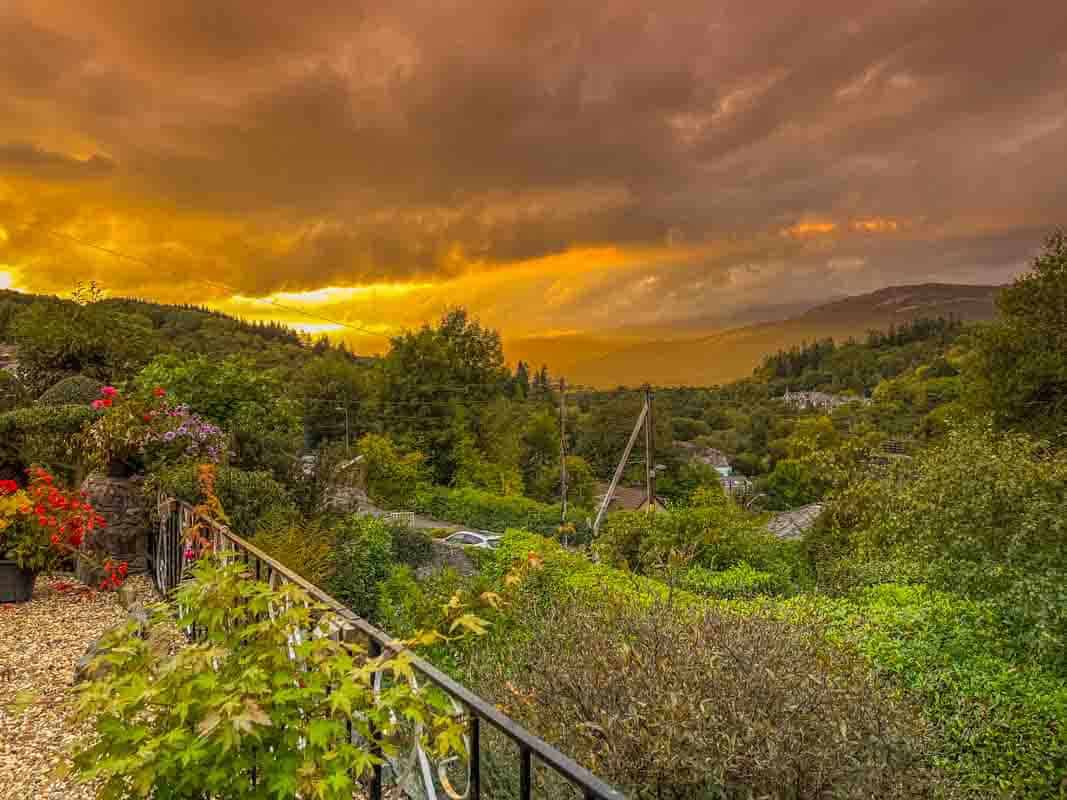 Sunset in Snowdonia national park in Wales #visitwales #lovegreatbritian #sunset