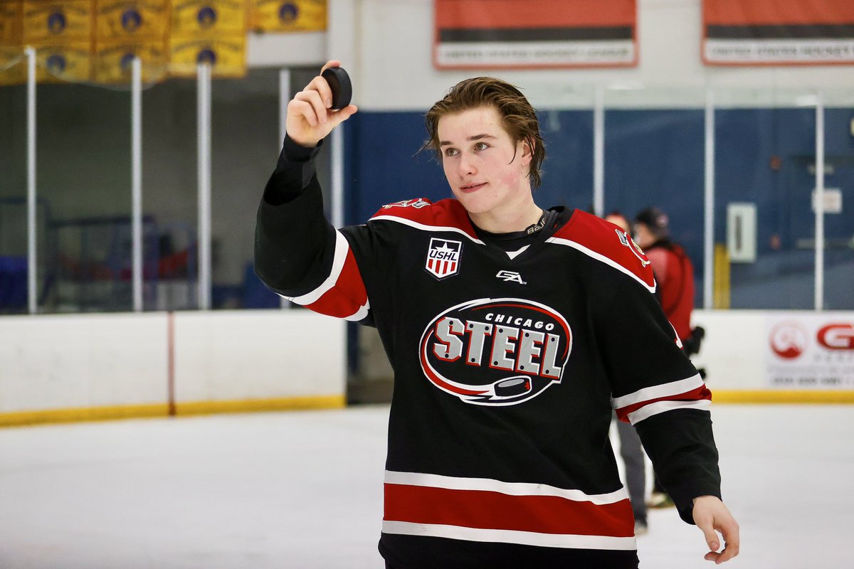 anelsonphotos's tweet photo. Congrats to Macklin Celebrini! He is the first @ChicagoSteel player to score FIVE goals in one game! 

#FeelSteel #ChicagoSteel https://t.co/1ypyouR9k3