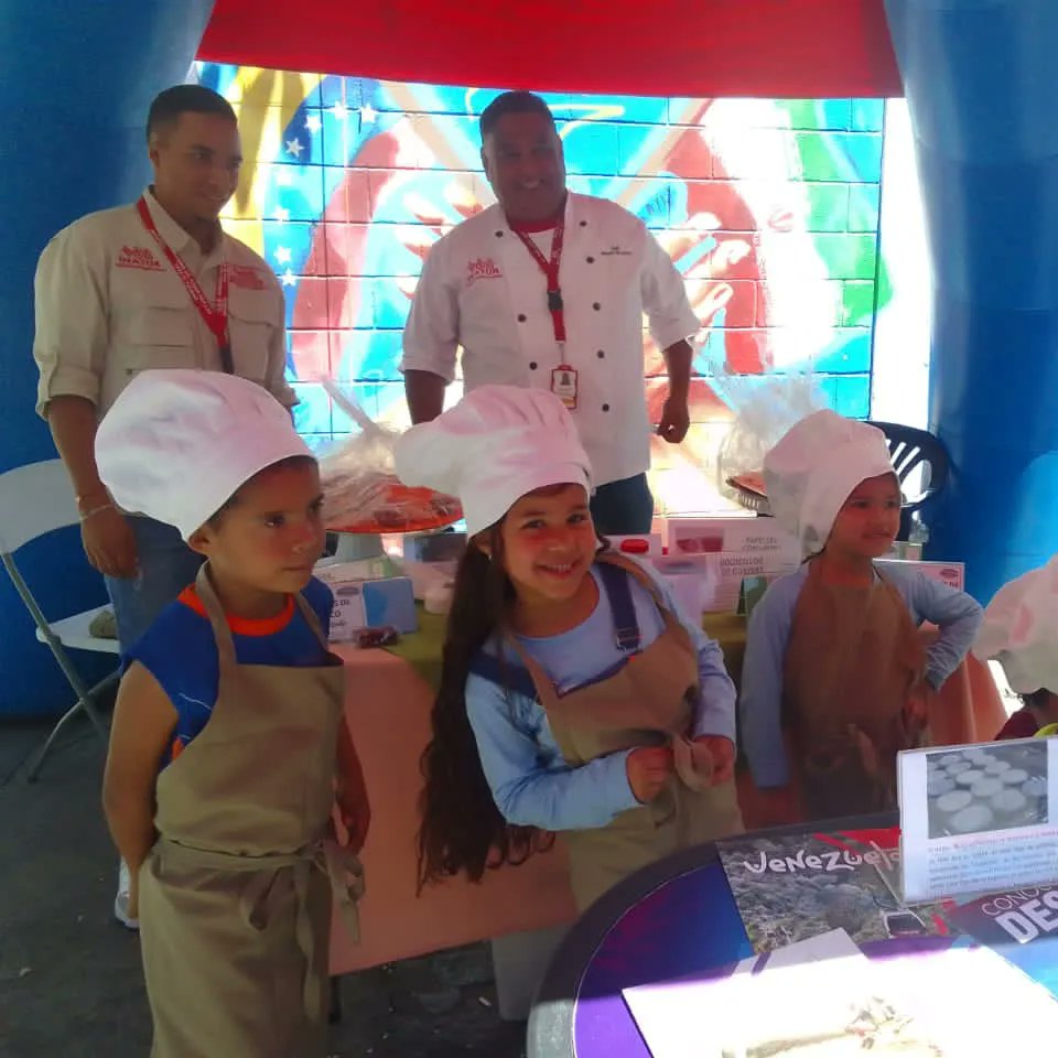 Inaturdttocapi's tweet photo. #Enterate 📢 || como están hoy #Dom19 nuestros 📍Puntos de Información Turísticos en Distrito Capital 📍
Desliza ➡️➡️➡️➡️
#ADisfrutarElCarnaval
#VenezuelaAbiertaAlFuturo
#VenACaracas https://t.co/FOkXu8n6iq