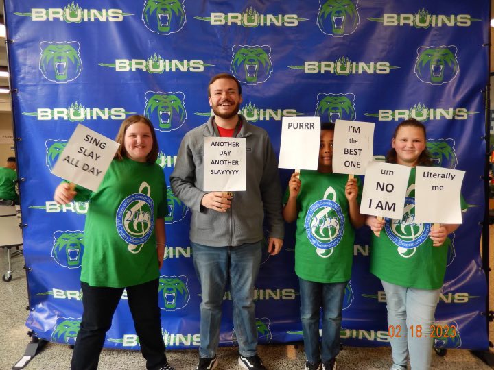 Shout out to these amazing <a href="/SHESPandas/">Signal Hill ES</a> students and our awesome music teacher Mr. V for working so hard and doing a great job at All County Chorus!! We are so so proud of you🐼 <a href="/SHHebner/">Brenda HEBNER</a> <a href="/PWCSNews/">PWCS</a>