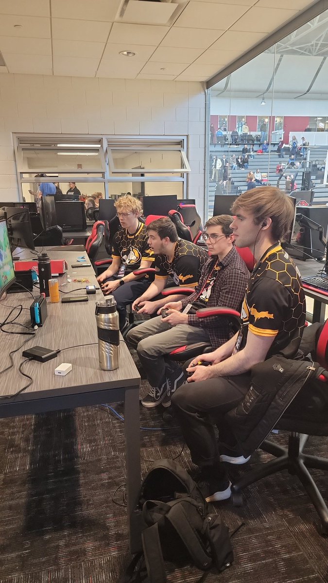 We're out for lunch!

Catch your Huskies in all three titles facing off in Grand Finals!

Streams will be on our channel as well as @FerrisEsports' channel, so be sure to cheer us on with #tenacity!

#GLAICESPT #WhereChampionsCompete