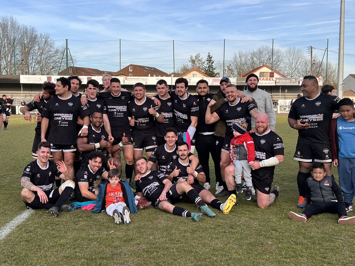 1️⃣,2️⃣,3️⃣,4️⃣,5️⃣,6️⃣ et 7️⃣ème victoire consécutive ✅

Nouvelle victoire de nos joueurs face au leader de la poule 😍 (26-23) 

Bravo aux deux équipes pour ce superbe match 👏

Merci également au public venu en nombre pour encourager nos joueurs ❤️