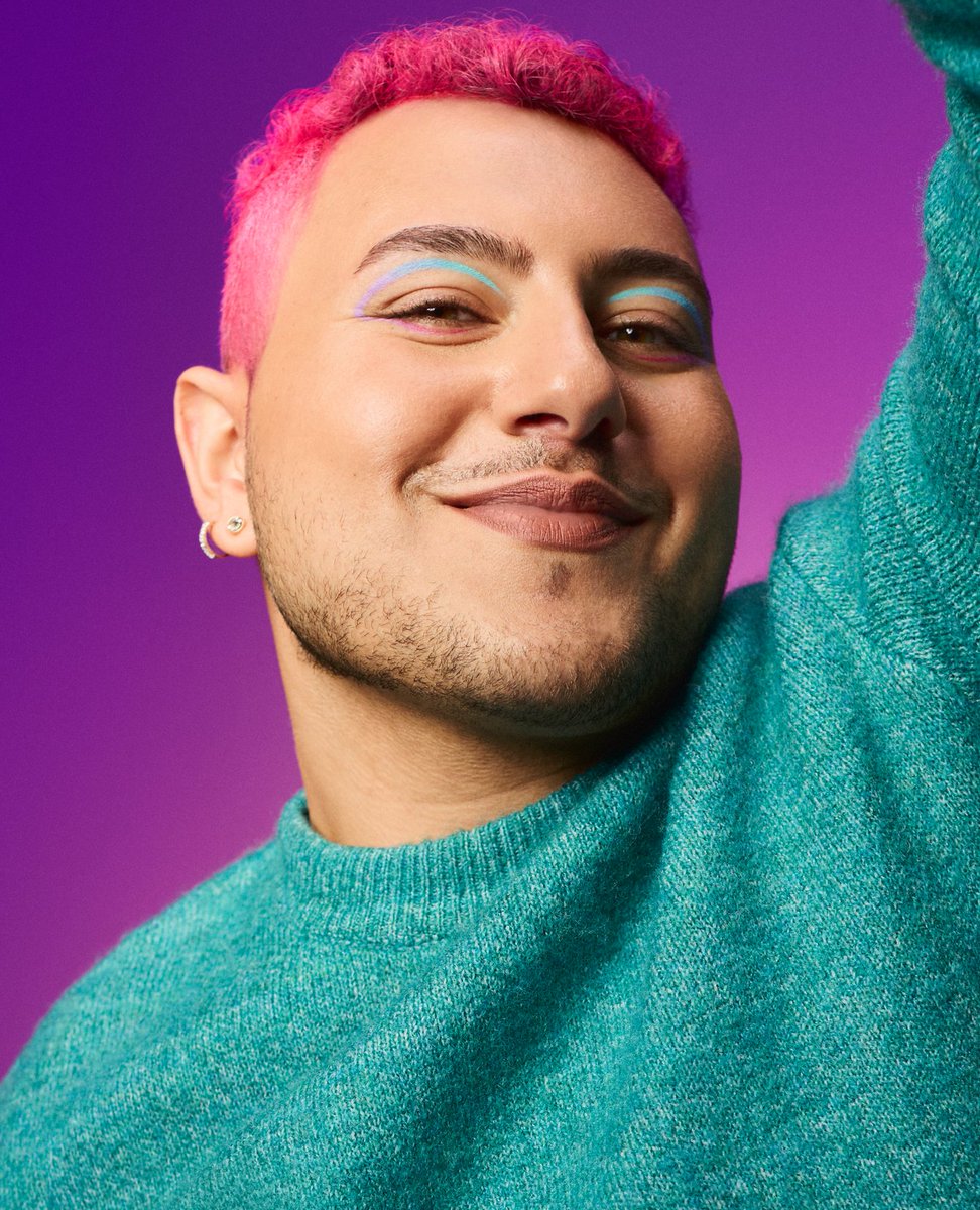 Mina (@minagerges) for @shoppersbeauty ✨😍