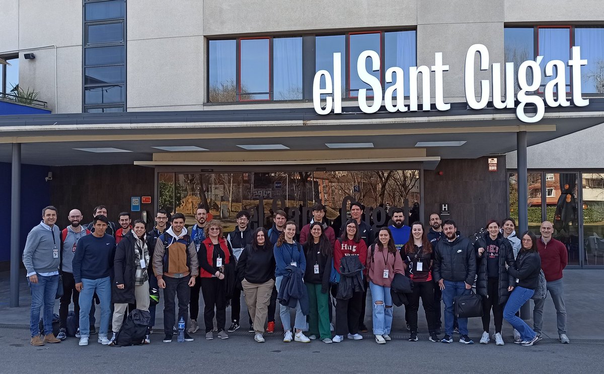 JuanAlonsoESP's tweet photo. Finaliza el curso de @DataProject_ita organizado por @RFEVB @VoleiSantCugat durante la Copa de la Reina 2023. 26 nuevos operadores "ready" para las superligas https://t.co/DfJPNJVJ0B