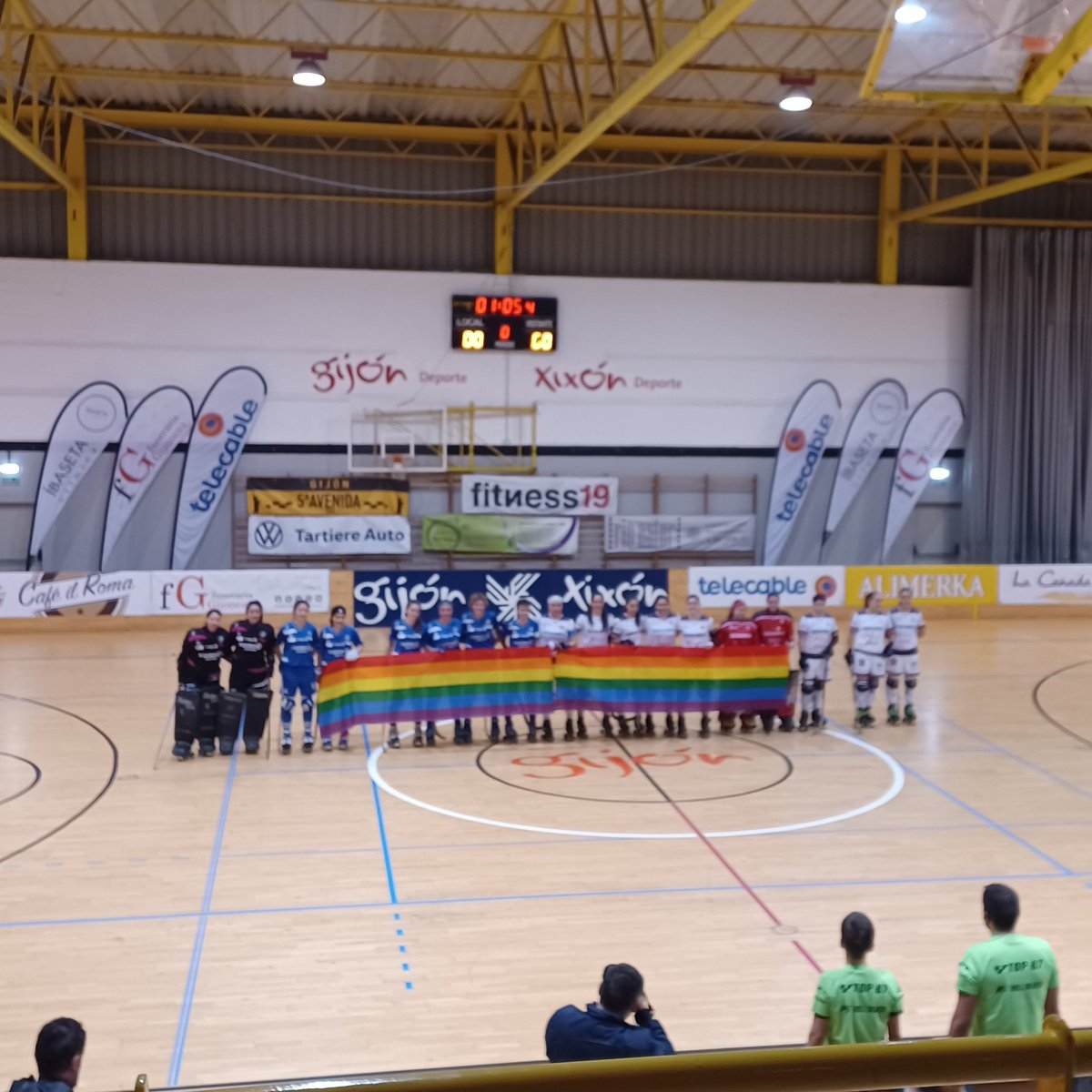 Gracias a todas los colectivos LGTBIQA+ que me ayudaron para reivindicar este fin de semana el #DiaContraLaLGTBIfobiaEnElDeporte
y gracias también a todos los clubes con los que pude contactar y que creen en el deporte como transmisor de valores igualitarios 🏳️‍🌈 🏳️‍⚧️