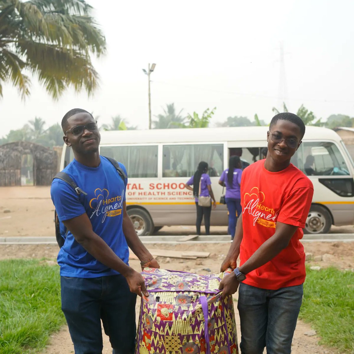 CmfKnust's tweet photo. Transporting of items from and to the Orphange.
#lovefeast'23 https://t.co/JffgtCn0VQ