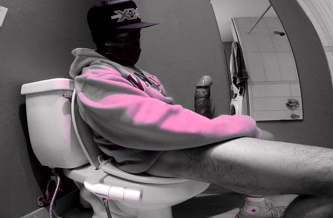 Lookin at my leaky dick https://t.co/c2FWk3w5ks