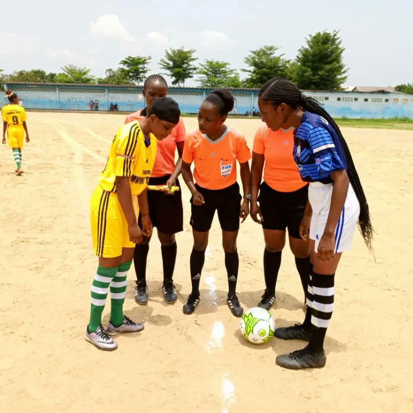 FecofaRdc's tweet photo. #FootballUniversitaire
#FootballFéminin
Tounoir Inter-universitaire_Talent F - 1ere Édition - 2023
Ce Samedi 18 Février a eu lieu, au terrain de l’Institut Supérieur Pédagogique et Technique de Kinshasa (ISPT/KIN), les premiers matchs du Tournoi inter-universitaire TALENT F https://t.co/ZSRpdB8BZ2