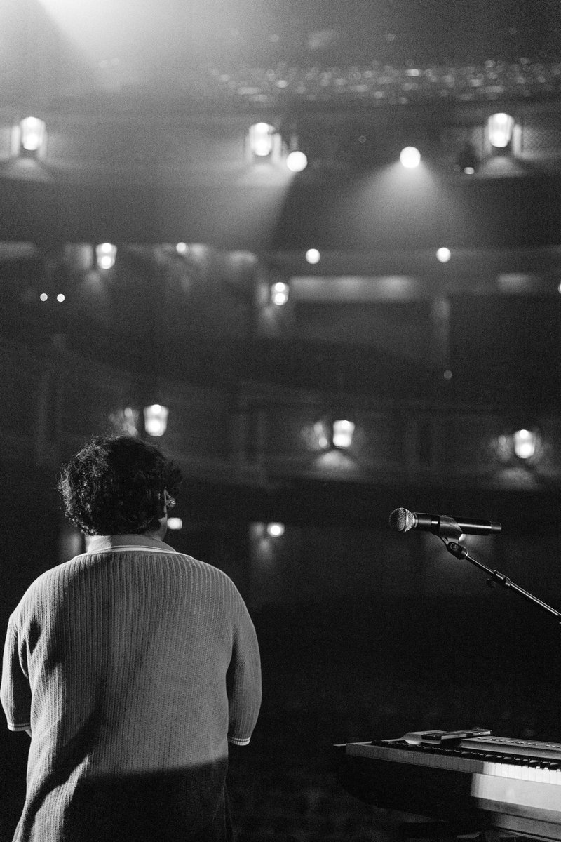 👀 franciskarelofficial.com/tour