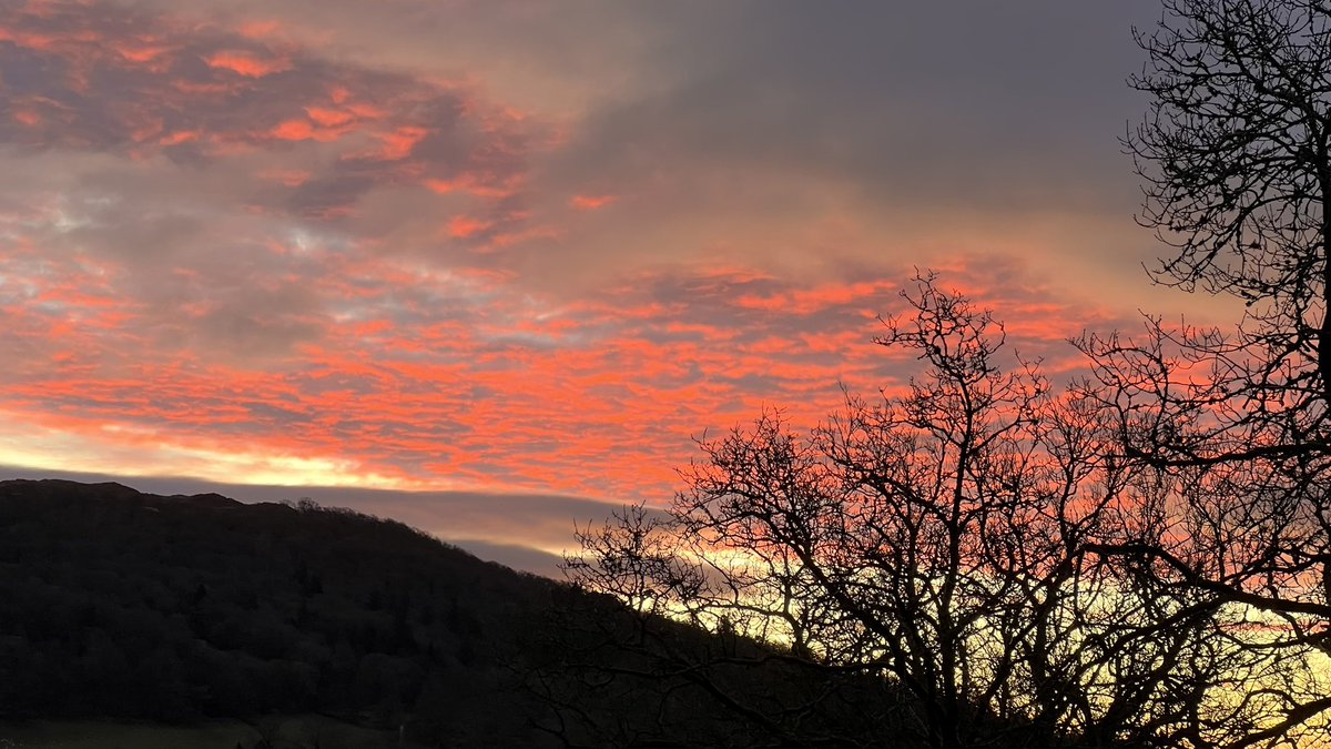 This was the sky this morning over Ambleside. #LoveTheLakes