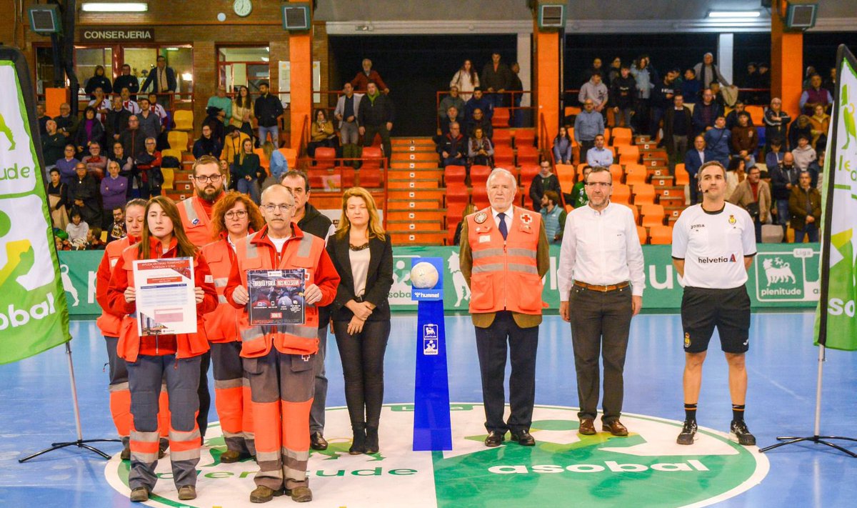 BMCdadEncantada's tweet image. En el partido de este sábado guardamos un minuto de silencio en homenaje por las víctimas del terremoto en Turquía y Siria, además, mostramos todo nuestro apoyo y agradecimiento a la labor de Cruz Roja 👏🏽👏🏽
@CruzRojaCuenca