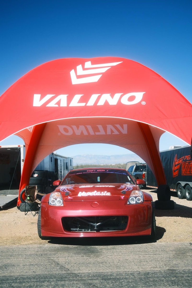 VALINOTIRES's tweet photo. アメリカDRIFTWEEK 7
中村直樹 選手
#VALINO
#中村直樹
#VALINOUSA https://t.co/FegKtqDSyM