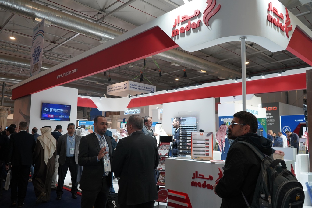 madarbuilds's tweet photo. Day 2 at @thebig5saudi Expo was even more exciting than the first! Thanks to everyone who stopped by our booth 2D111 and showed interest in our top-quality building materials. Looking forward to another great day tomorrow! #TheBig5Saudi #FMEXPO #MadarBuildingMaterials #Booth2D111 https://t.co/bbc3KzsDLI