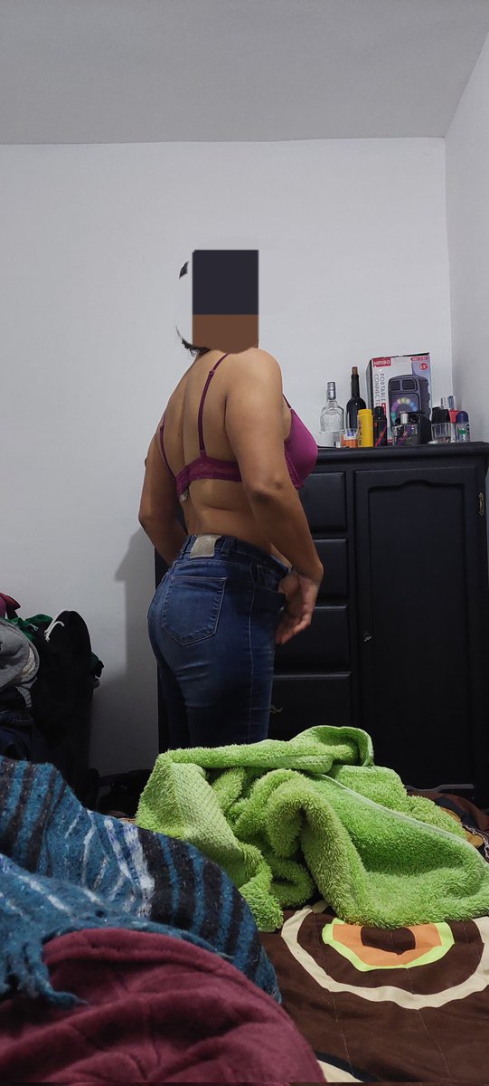 man_cazar's tweet photo. algo de anoche con mi amiga ignoren el ruido del colchon 😅 https://t.co/LibTxaaTCJ