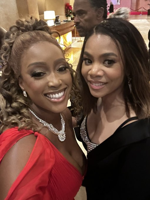 Pleasure meeting THEE Regina Hall last night at #DGAAwards https://t.co/zZleYYpKIC<a href="/tag/dgaawards"class="tags"><span>#dgaawards</span></a>