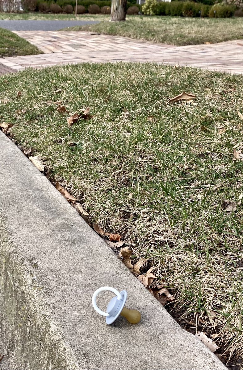 DonLefler's tweet photo. BINKY SEEKS OWNER: as a fairly new grandpa, I've heard #binky separated from baby can prove traumatic. For that #binkydad missing an item in #Haddonfield NJ, drive your gas-guzzling SUV to Washington and Mountwell. https://t.co/PIoB621Llp