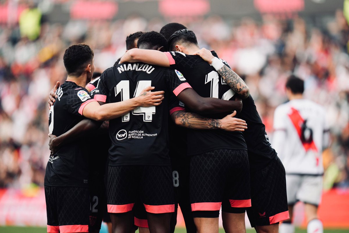 Golmunio Sevilla FC 𝕏 tweet media