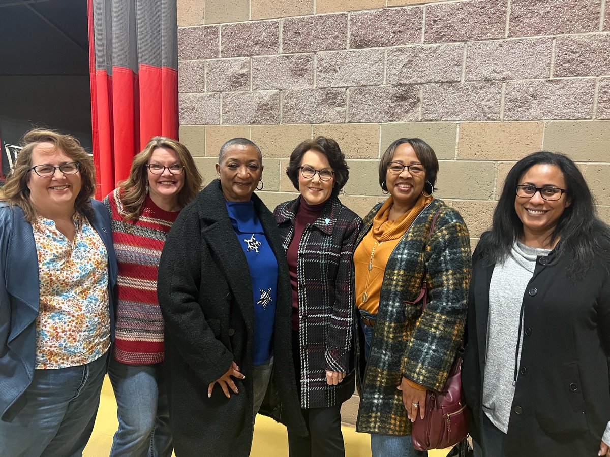 RosenforNevada's tweet photo. .@WashoeDEMS are fired up and ready for 2024! It was great talking with so many Nevadans about what’s on the line and the importance of keeping Washoe blue. https://t.co/VzQQlhwcb0