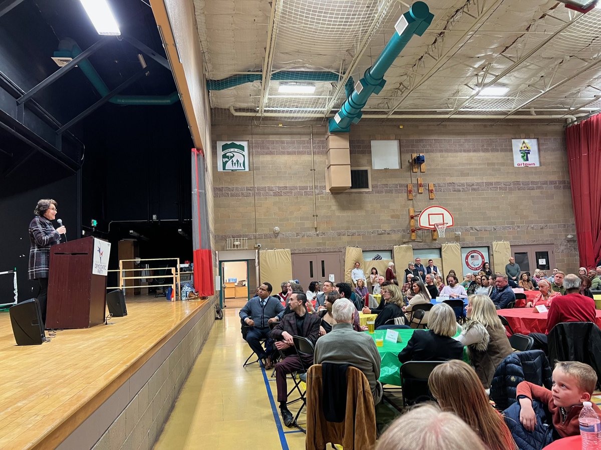 RosenforNevada's tweet photo. .@WashoeDEMS are fired up and ready for 2024! It was great talking with so many Nevadans about what’s on the line and the importance of keeping Washoe blue. https://t.co/VzQQlhwcb0
