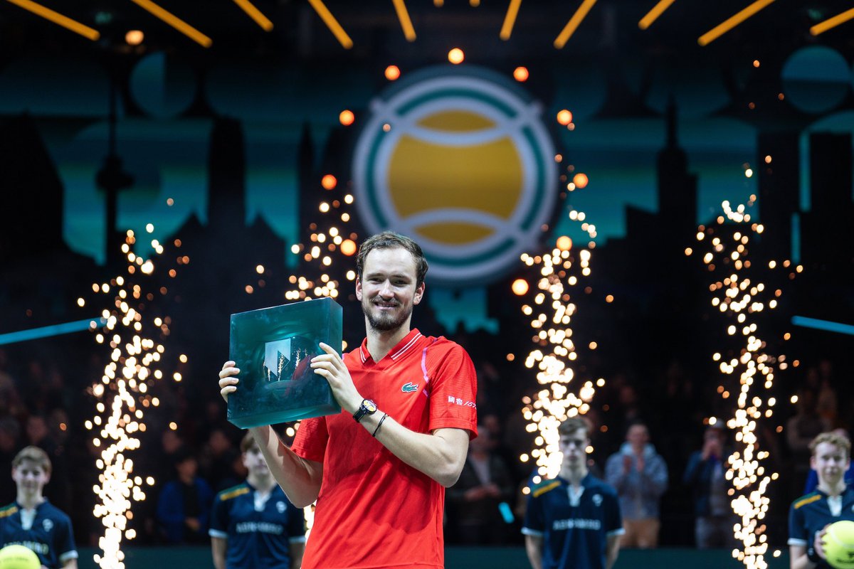 🎈 Winner on our 50th anniversary 🎊

😁 Daniil Medvedev 😁

#abnamroopen