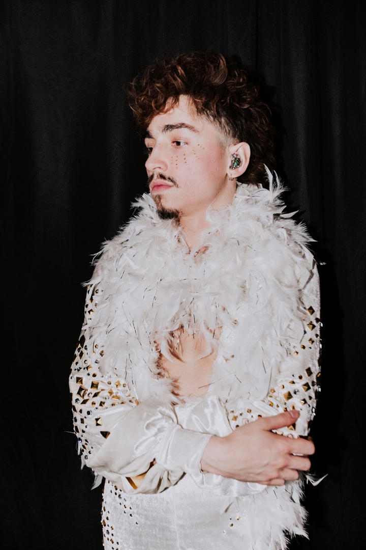 Greta Van Fleet tweet media