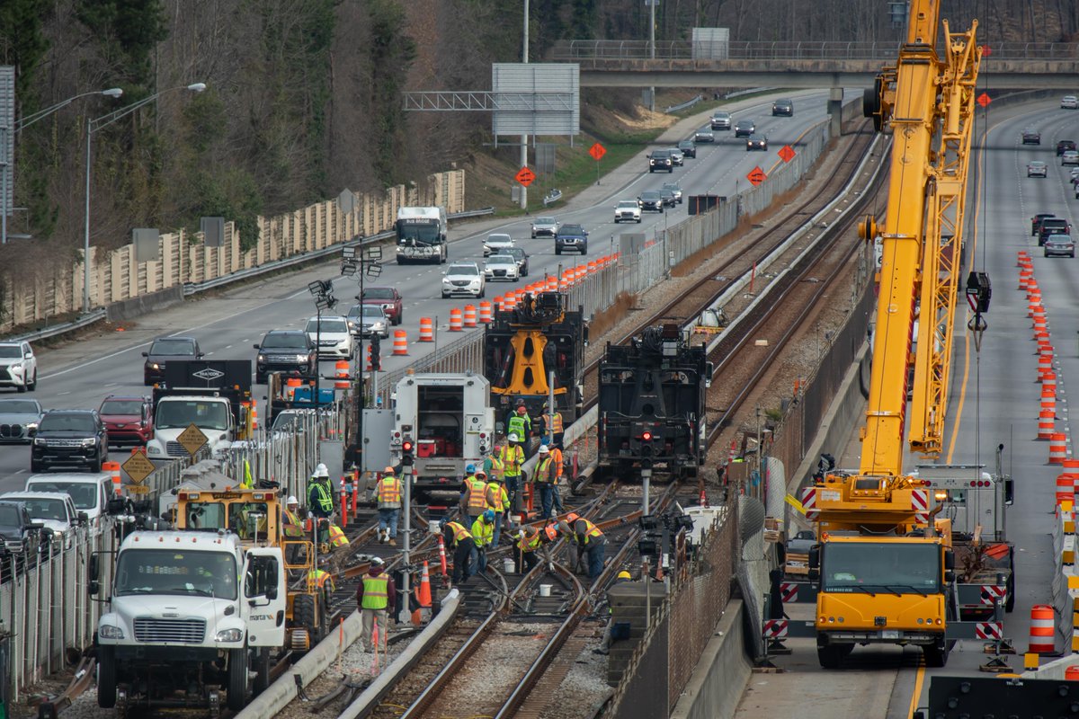 MARTAservice's tweet photo. Crews continue working around the clock to lay new tracks at the Buckhead Crossover. Track replacement continues through the end of service on Wed. Feb. 22 with bus shuttles between Lenox, Buckhead, & Medical Center stations.
Learn more: https://t.co/LKW6P8xzfN
#MARTAbackontrack https://t.co/lYG7Axfjwh