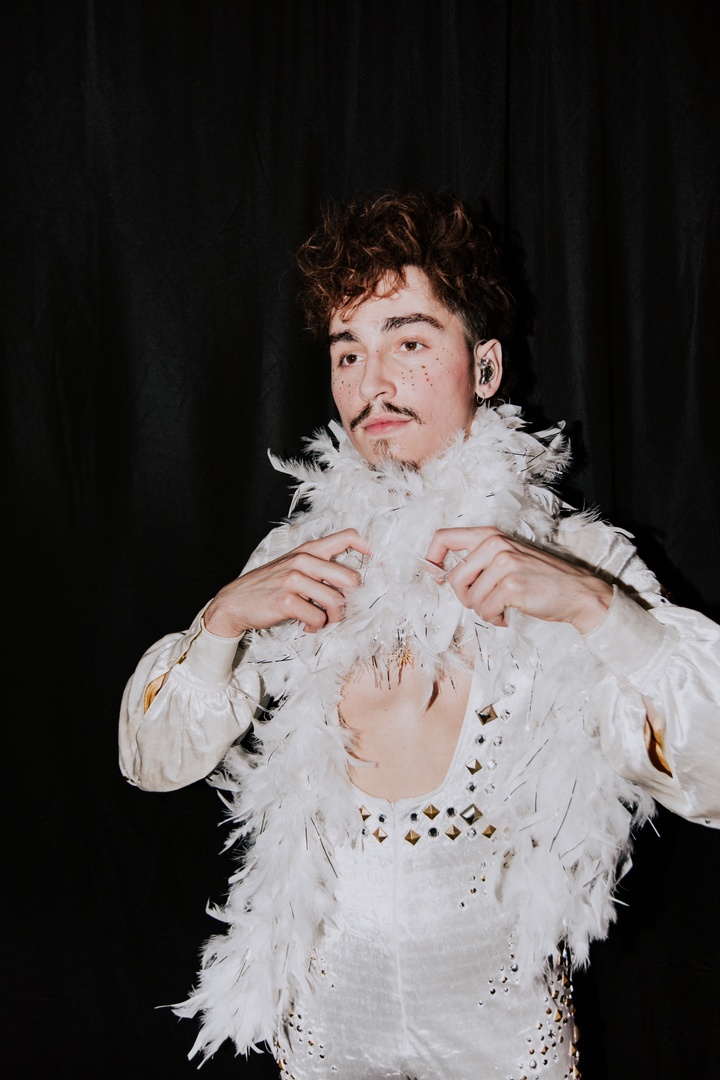 Greta Van Fleet tweet media