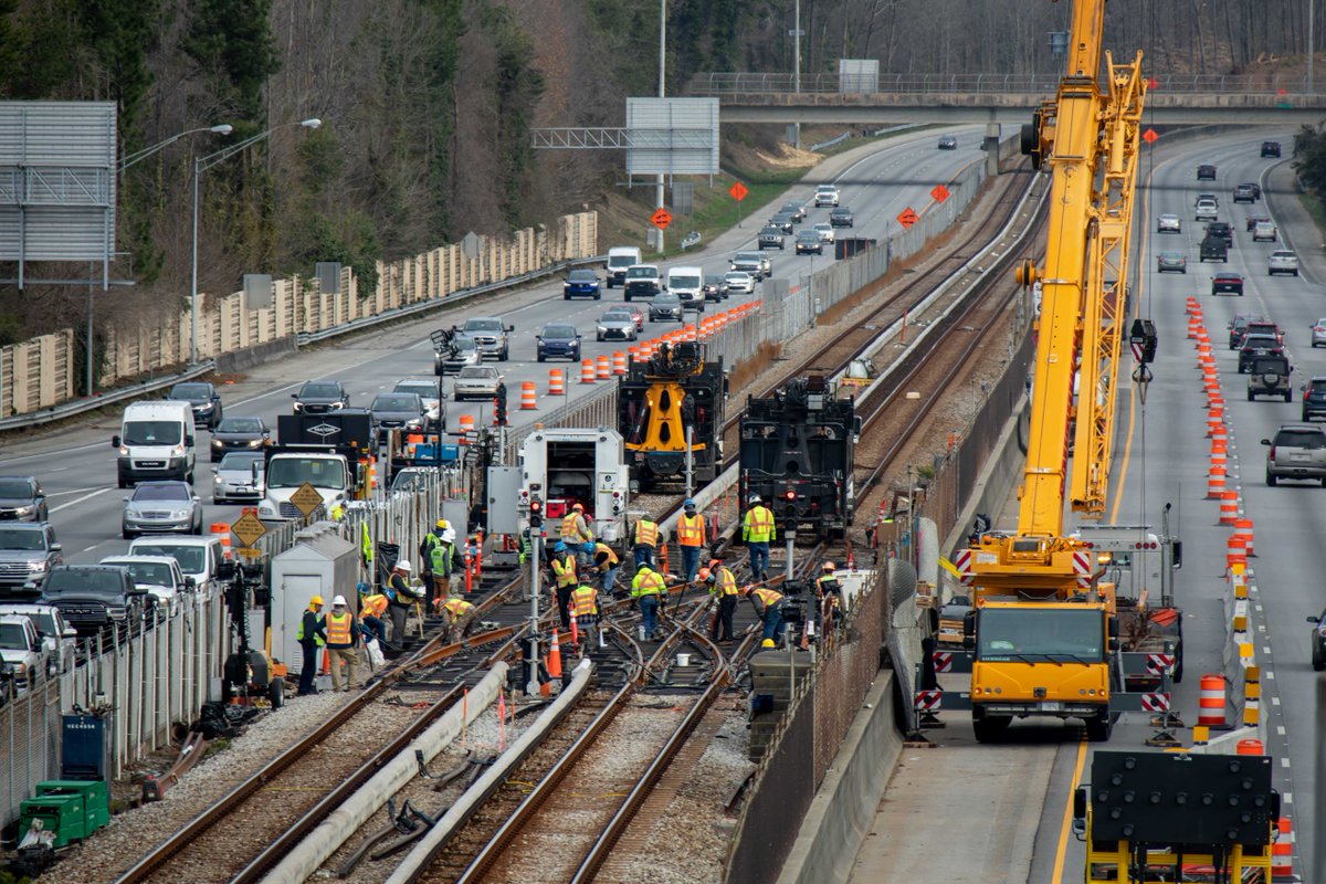 MARTAservice's tweet photo. Crews continue working around the clock to lay new tracks at the Buckhead Crossover. Track replacement continues through the end of service on Wed. Feb. 22 with bus shuttles between Lenox, Buckhead, & Medical Center stations.
Learn more: https://t.co/LKW6P8xzfN
#MARTAbackontrack https://t.co/lYG7Axfjwh