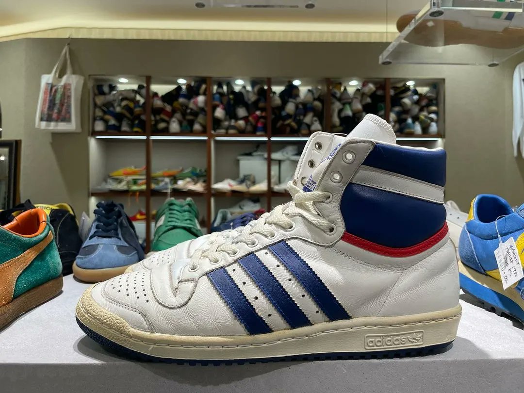 mengen Senaat Condenseren Sneaker News on Twitter: "Vintage adidas Top Ten 🏀 Under-appreciated?  https://t.co/WRBTXMzS3G" / Twitter