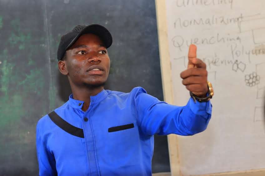 James17Okoth's tweet photo. Took the initiative to ensure that Migori county Kenyatta University students association become great again.
The focus continues 

3 more elections to win in 2023.

So help me God🙏

#OMAMBA ONWARDS AND UPWARDS https://t.co/Vn4tqpV0QL