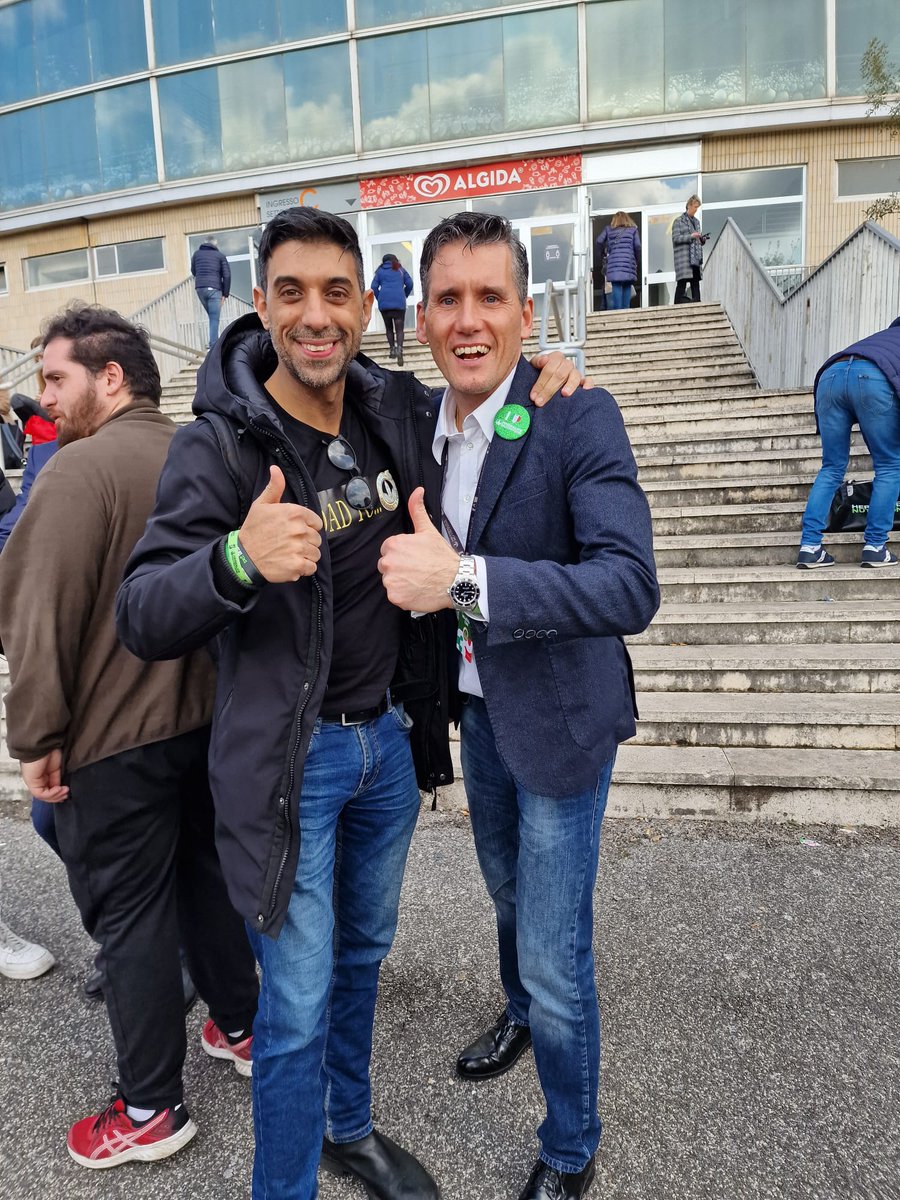 KappaBass's tweet photo. Incontri speciali nella nostra azienda! Ispirazione incredibile con @CassinaIgor TOP! https://t.co/phcIo6ibbR