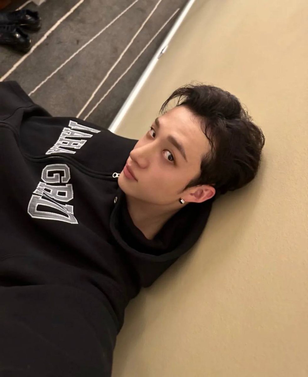 ПОЧЕМУ Я УВИДЕЛА ЭТО ТОЛЬКО СЕЙЧАС ЖСЩНУЧДУЕУДКСНДНКС