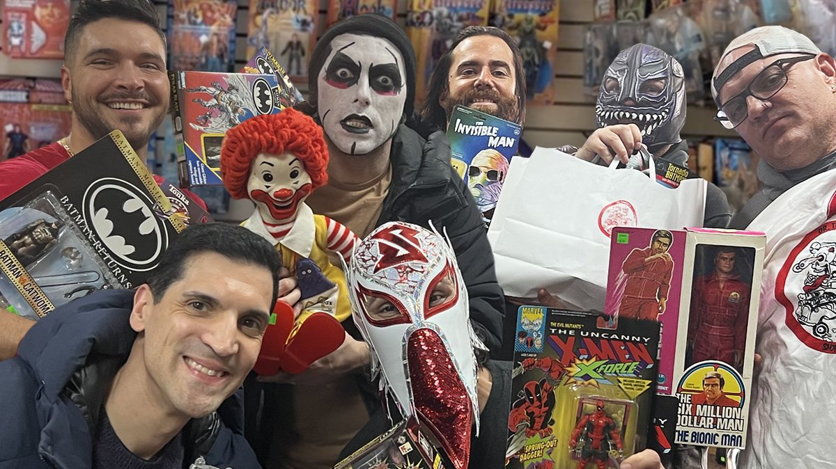 OfficialEGO's tweet photo. π¨ HUGE NEW TOY HUNT π¨
Loaded w/ #AEW Talent!
- @EvilUno finally returns!
- @KingSerpentico & Luther Debut!
- @YTAlexReynolds finally returns!
- @DanhausenAD buys weird π©
- @ontheairalex schools us on retro toys!
πΊ https://t.co/yYUVwV2vUn https://t.co/jYfKjf8Cy4
