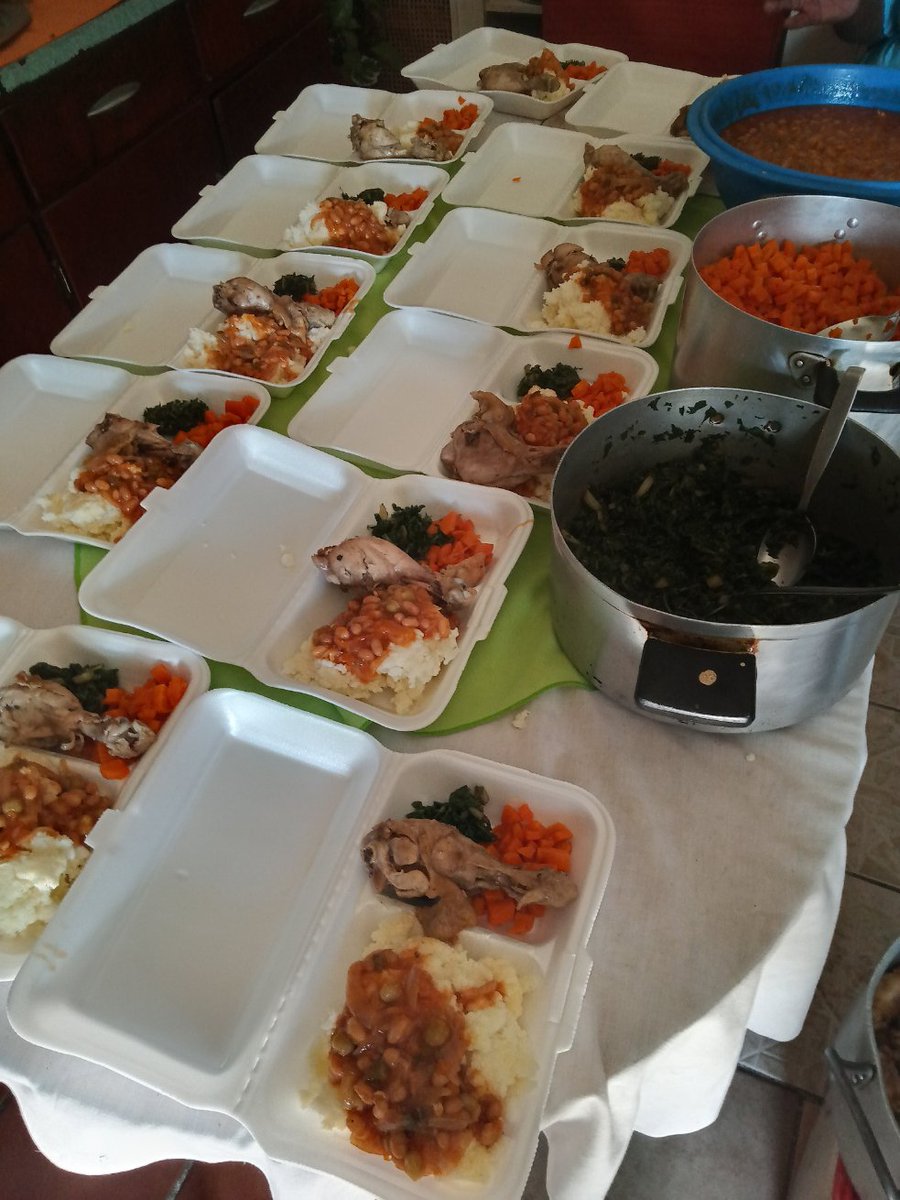 buhle_sithela's tweet photo. Vuma Pop-up Cinema 🎪🇿🇦🍦🍿🍽️

We also prepare different movie snacks and cooked meals for children who participate and watch films with us. 🙏🌄🚐

Khayelitsha, Food and Beverages, Catering, Kids events, Animation.

Donation support used for logistics. https://t.co/9fmyjQGG7j