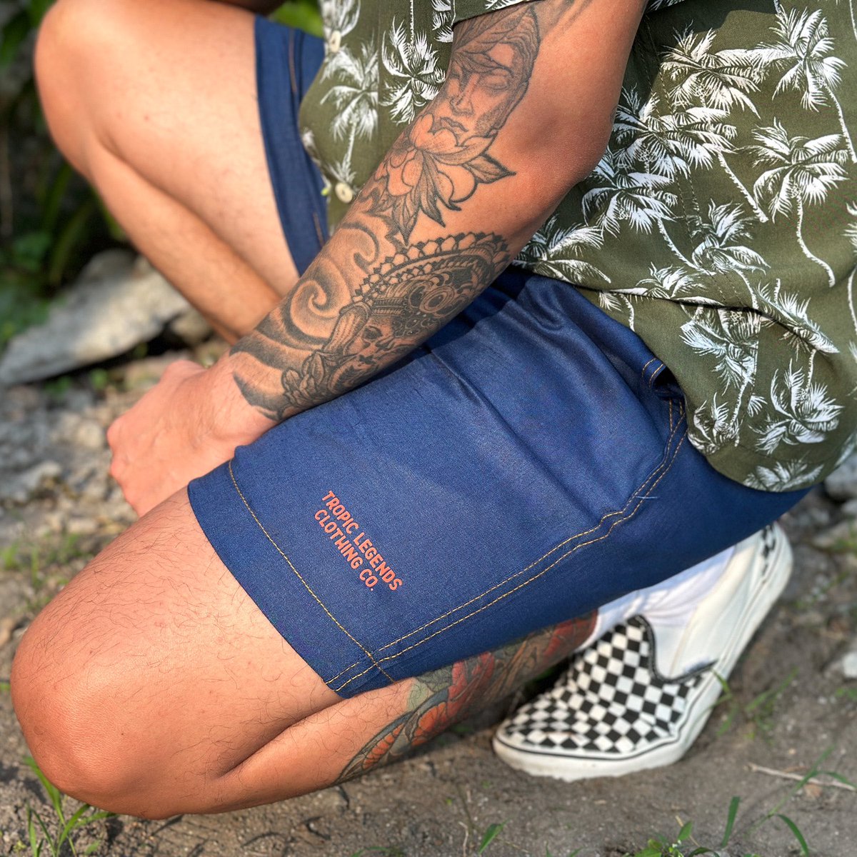 ‘Contrast’ Linen Easy Shorts in Royal Blue

Dropping at The Jungle Shop this week!