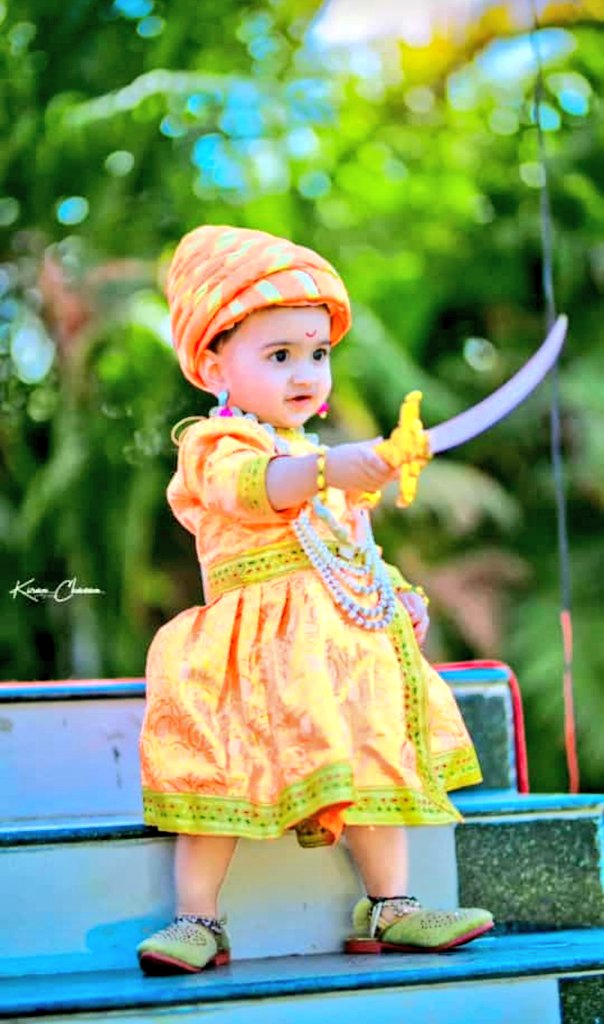प्रेमात येडा झालेला विदूषक... 💔 tweet media
