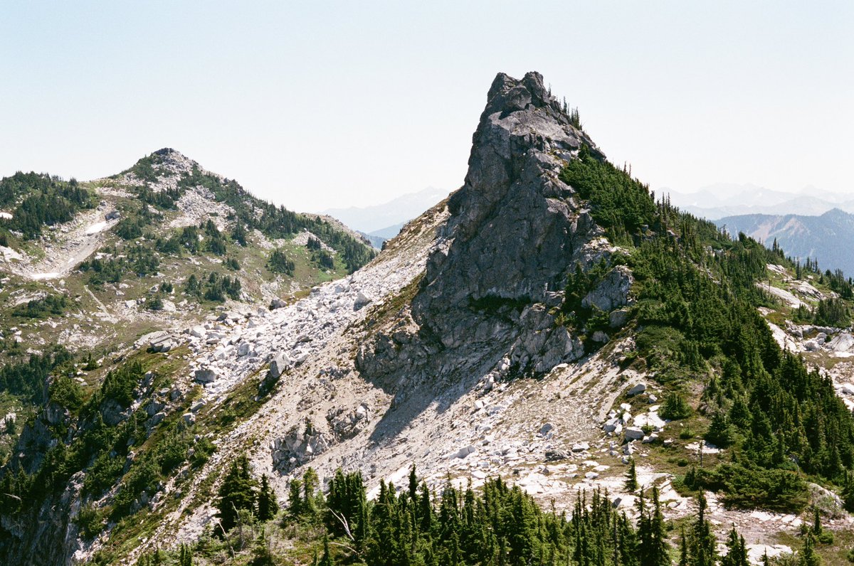 forestoutside's tweet photo. Summer backpacking in Washington 🎞️ https://t.co/L8zejIUxN8