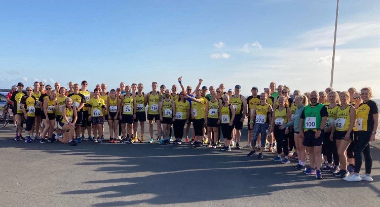 Cardiff5K's tweet photo. WOW 😍 It must be something in the AIR !! 2023 @Cardiff5K Massive entries coming in from @PontyclunRunner🏴@Run4All🏴 @AberdareVAAC 🏴 Thank You so Much for your Support https://t.co/TAHxqoFQqW #run4allneath #pontyclunroadrunners #aberdarevalleyaac #cardiff5k #best5kwales #best5k https://t.co/J04obKF1Pr