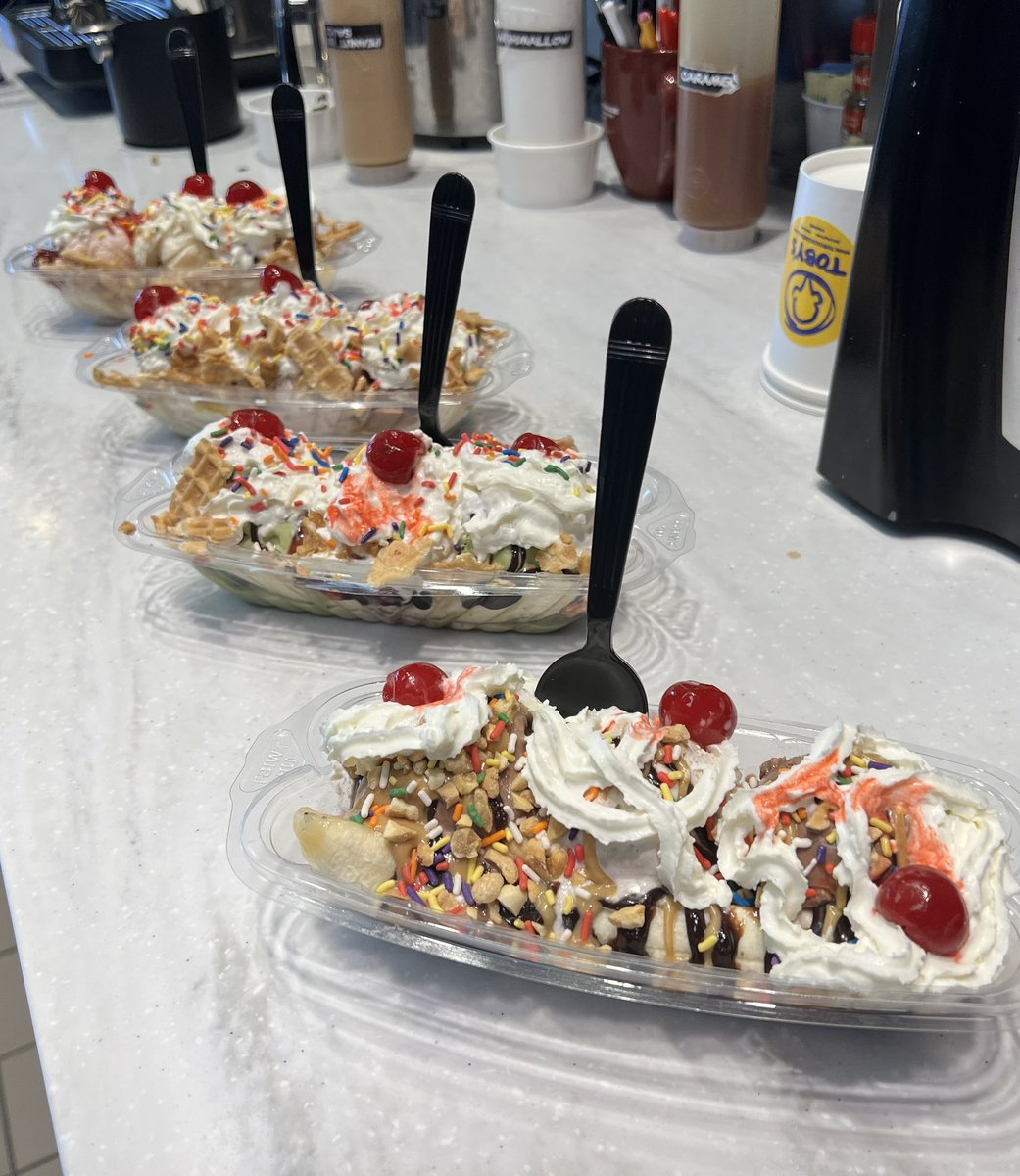 Scoop slinger sundae training on Sunday! Toby’s open til 8pm tonight!  #tobysicecream #handmade #premium #icecream #cookiebeast #bananasplit #hotfudge #nuts #whippedcream #rainbowsprinkles #cherries  #sundaysareforsundaes