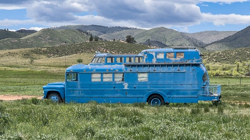 RichRuh's tweet photo. Weekly Image Rich Ruh, May 2022 Week 5, "The Blue Bus"
https://t.co/tYT6L9tiMa

Follow me at @RichRuhPhoto@Mastodon.ART https://t.co/hedsnSjS3Z