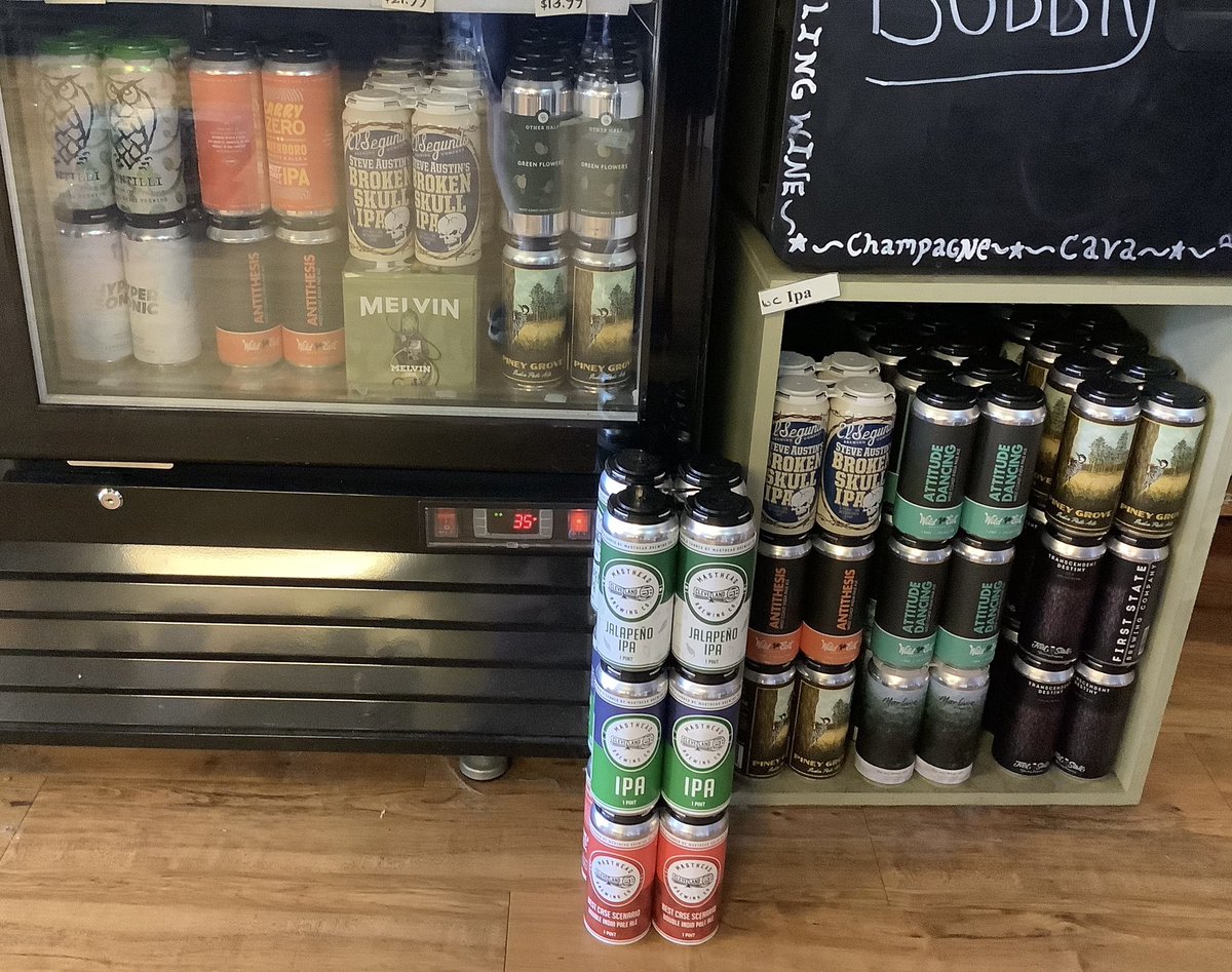 RVABeerMe's tweet photo. defleswinkel: If the West Coast IPA style is your jam, we have options! #westcoastipa https://t.co/wtioFUt2VB