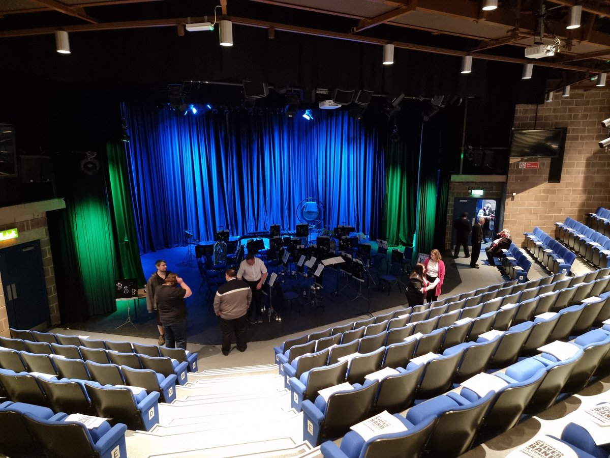 Tonight is the night! <a href="/Bretsilverband/">Bret Silver Band</a> are ready to go at the henrician.