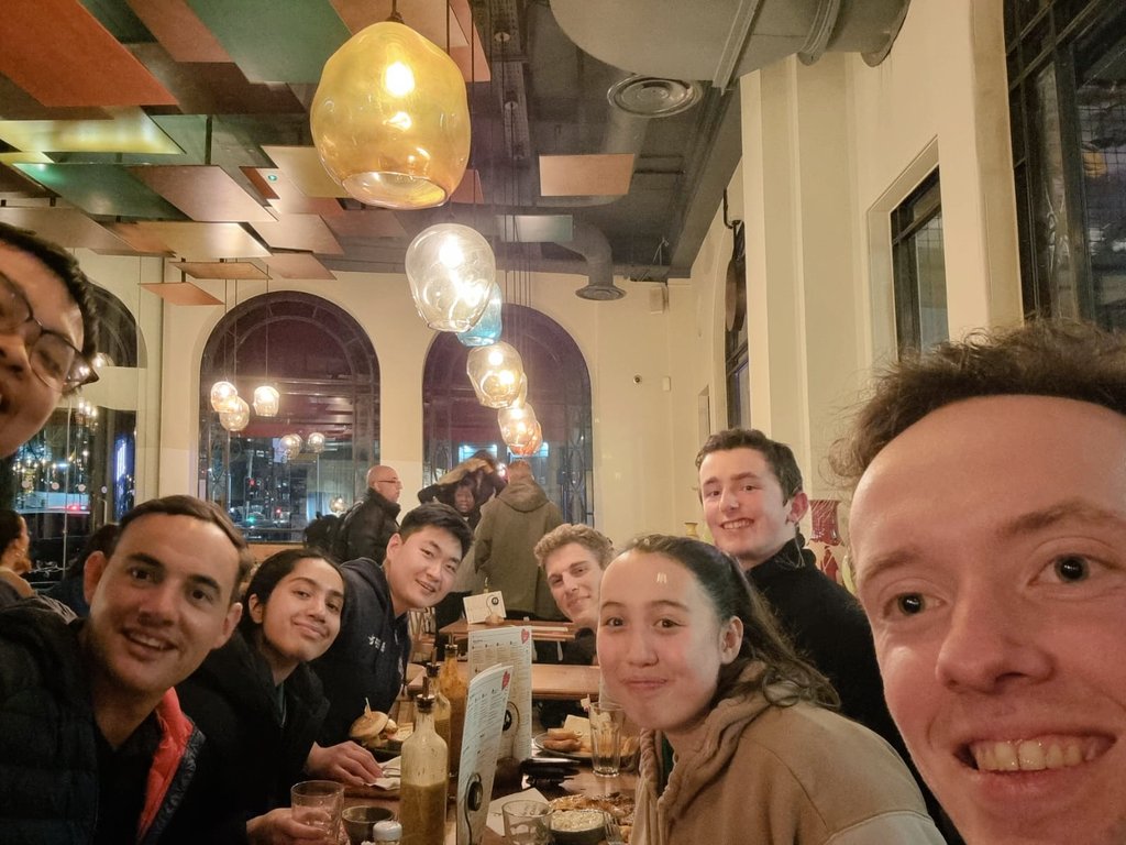 Bryson 📲 tweet media