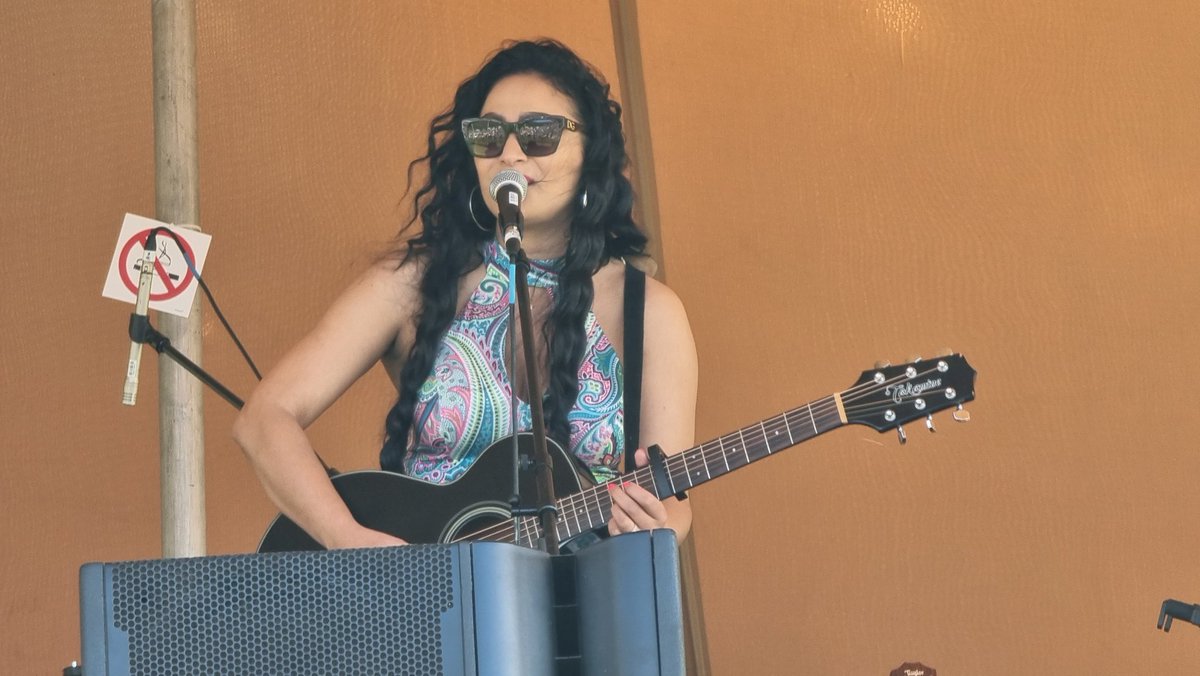 Gary_it_is's tweet photo. #greatmusic @degrendelwines @TarrynLamb @WatershedMusic Thank you for the music and an amazing day out in Beautiful Cape Town❤️ https://t.co/40qdo3ahXj